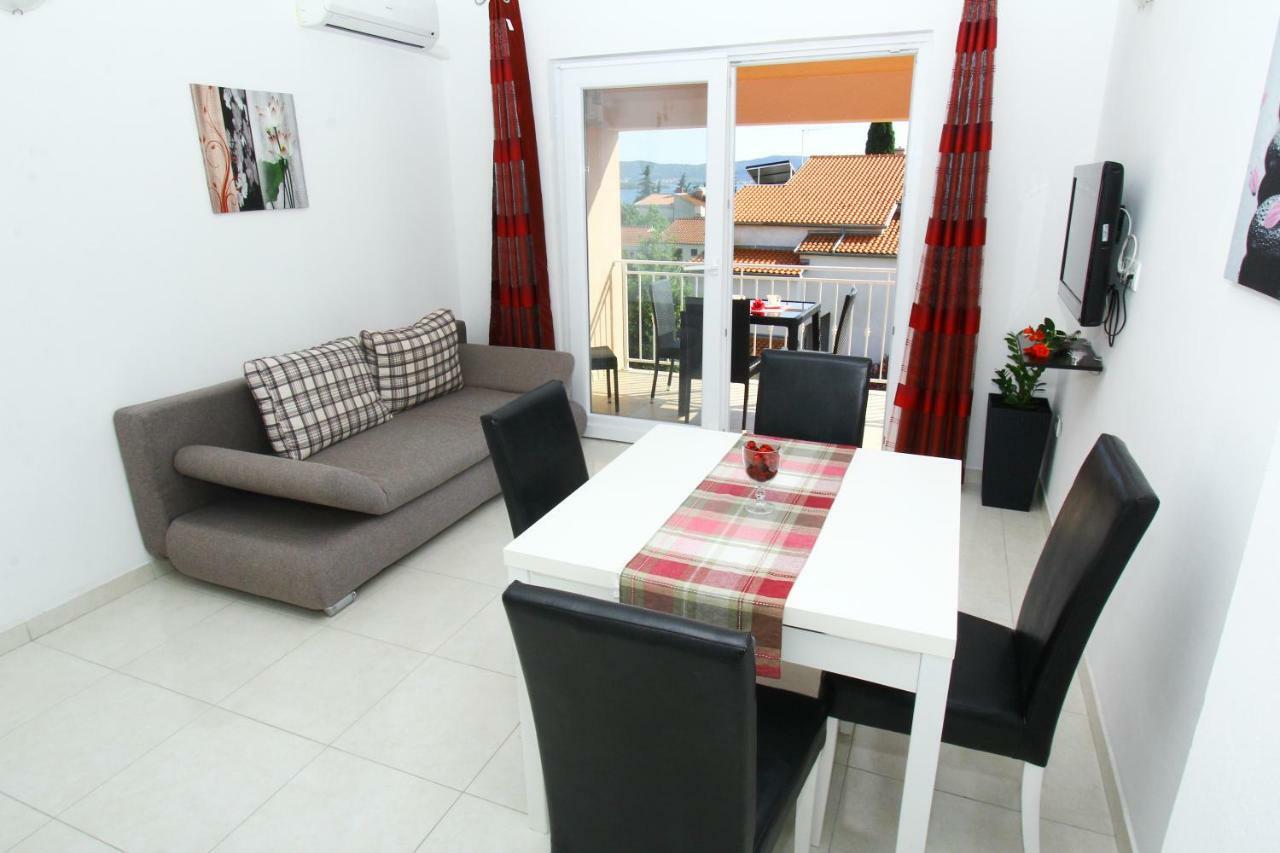 Apartmani Roje Sveti Filip I Jakov Buitenkant foto